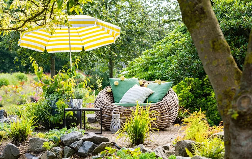 Gartenmöbel mit Sonnenschirm Gartenmöbel mit Sonnenschirm